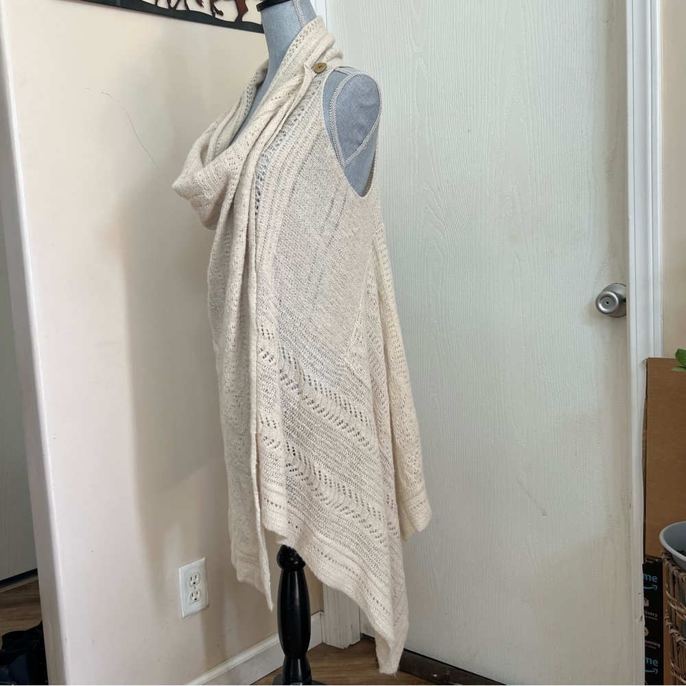 Anthropologie Angel of the North Cream Knit Sweater Vest - Picture 3 of 6